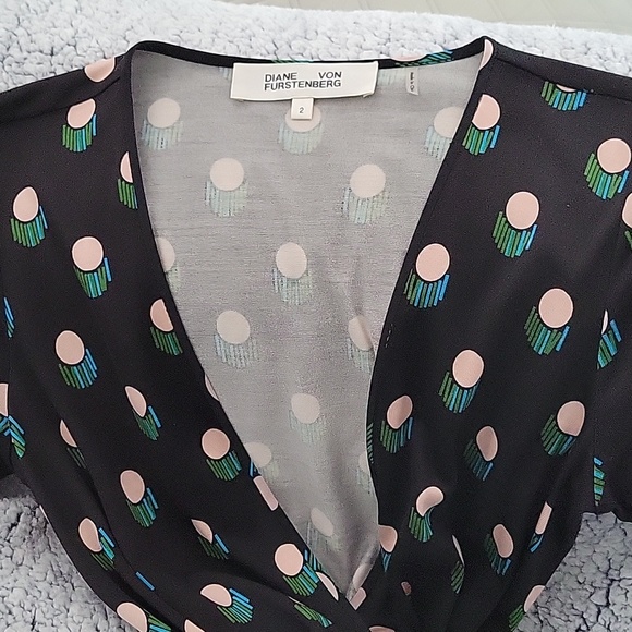 DVF multi color wrap dress - Picture 2 of 4